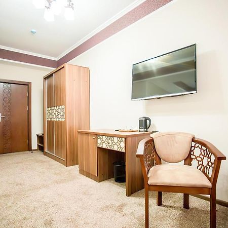 Reikartz Xon Tashkent Hotell Exteriör bild