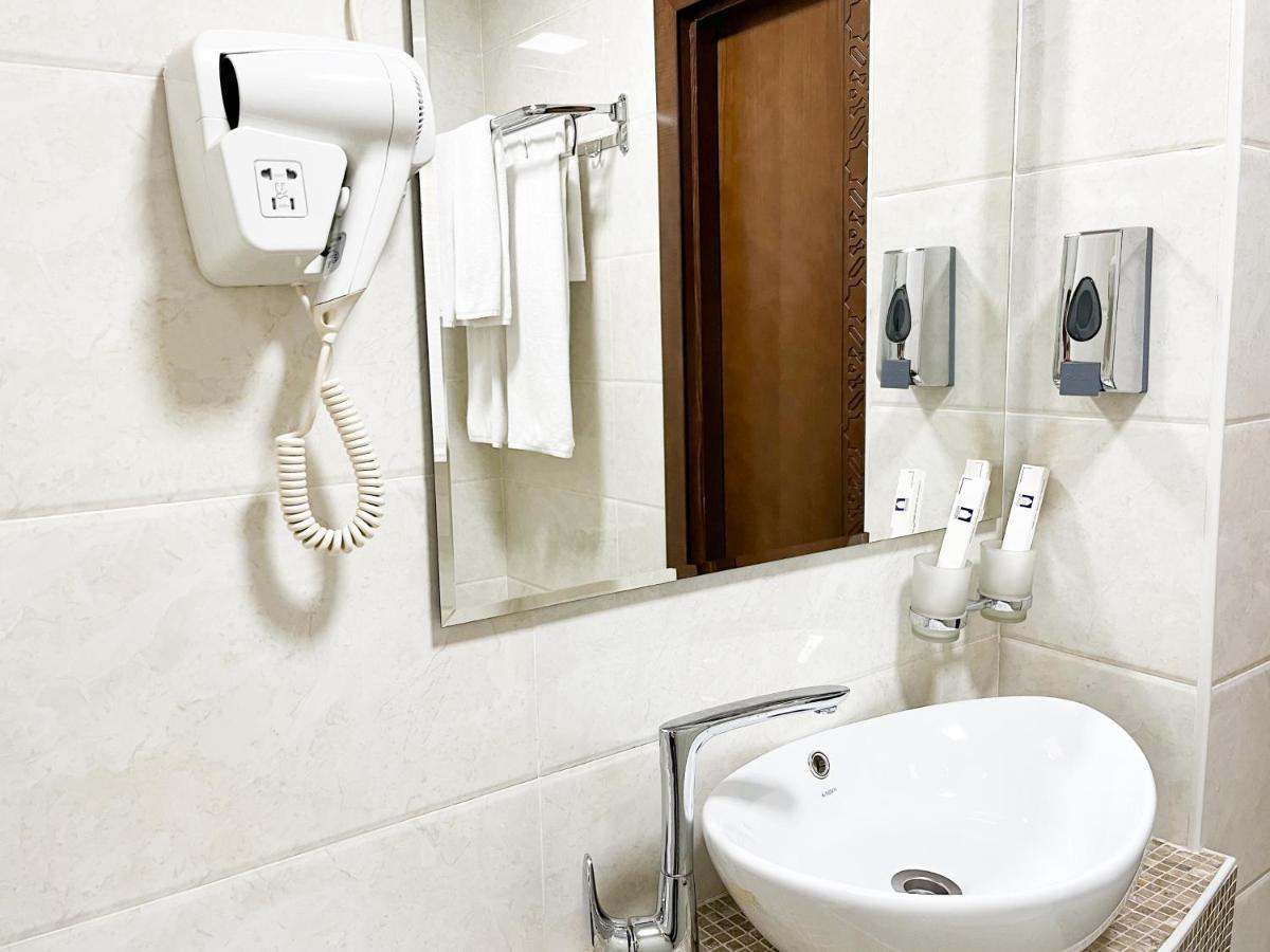 Reikartz Xon Tashkent Hotell Exteriör bild
